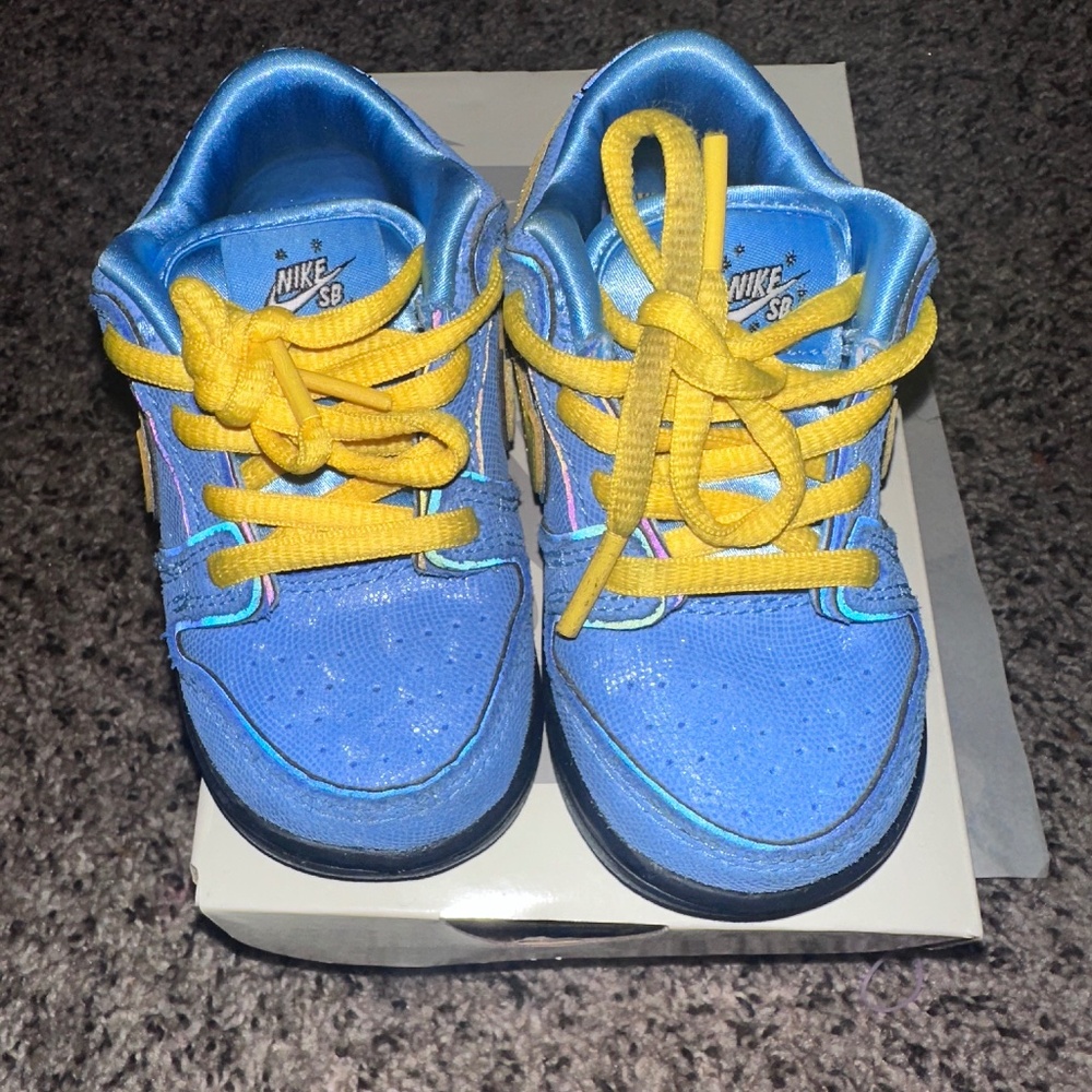 Nike SB Dunk Low The Powerpuff Girls